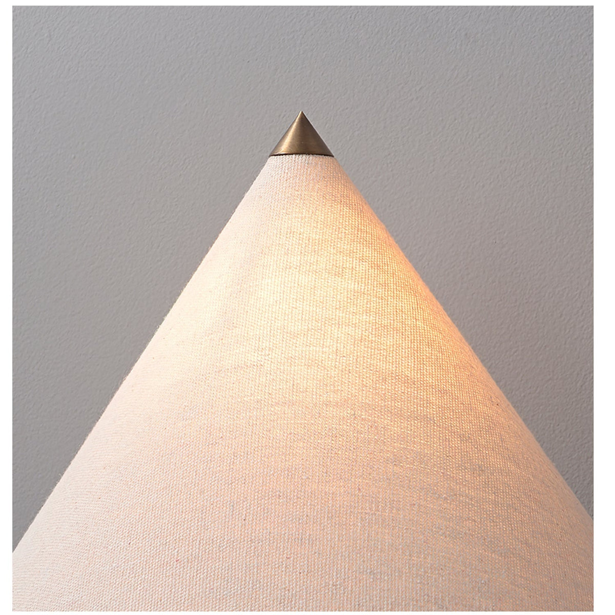 Pyralis Onyx Table Lamp – Sculptural Natural Stone Illumination