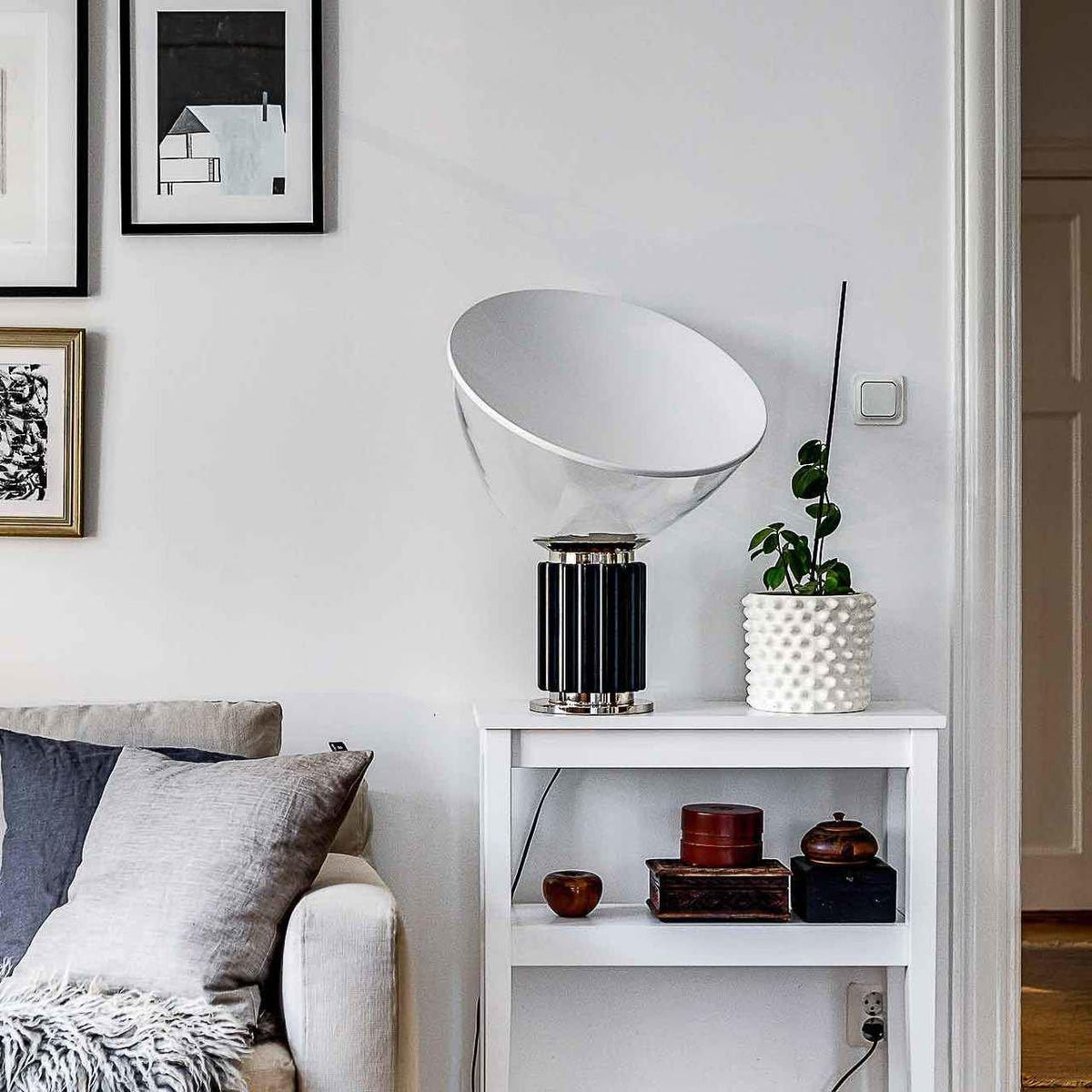 radar-table-lamp
