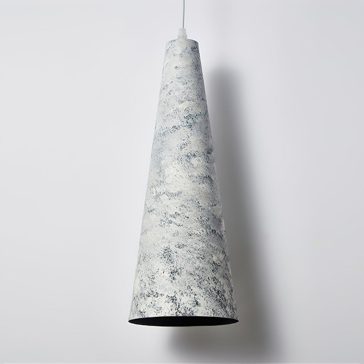 raffia-metal-pendant-lighjt