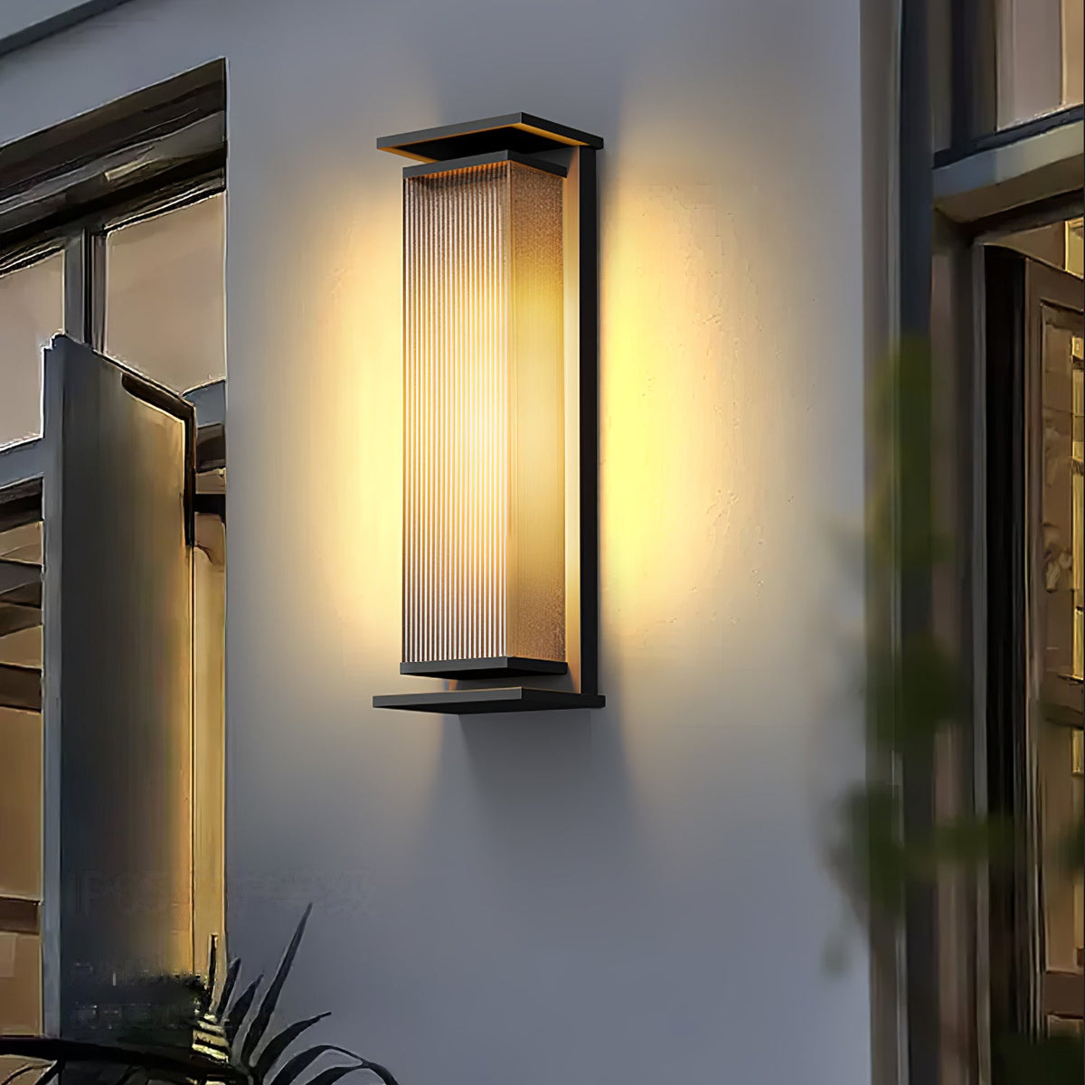 Solar Outdoor Wall Light in Black Stainless Steel
