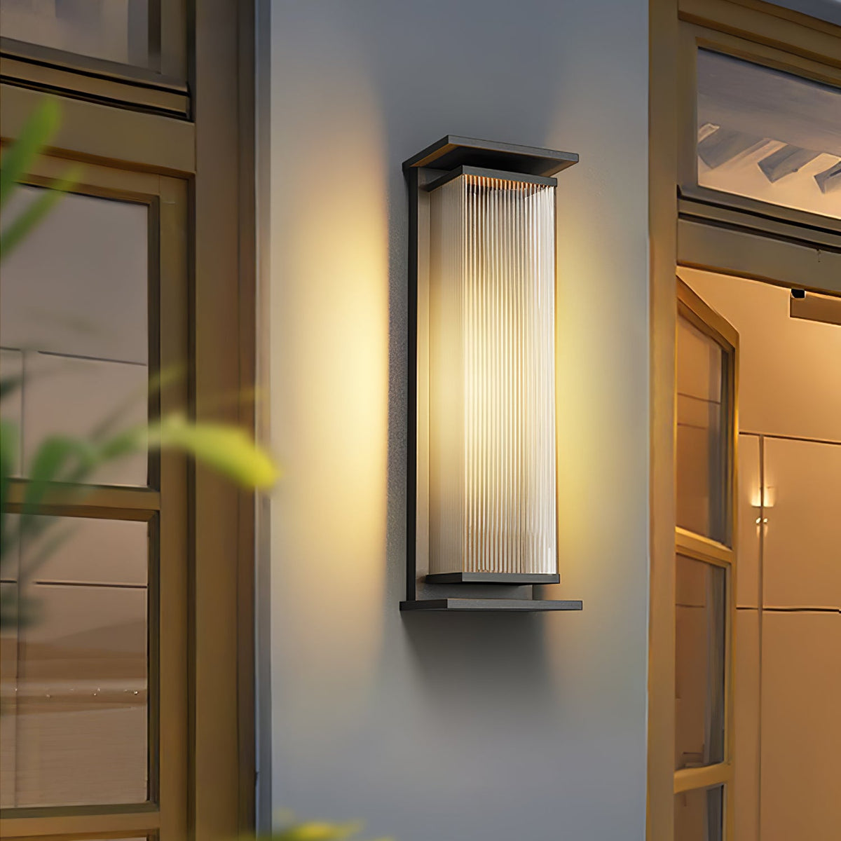 Solar Outdoor Wall Light in Black Stainless Steel