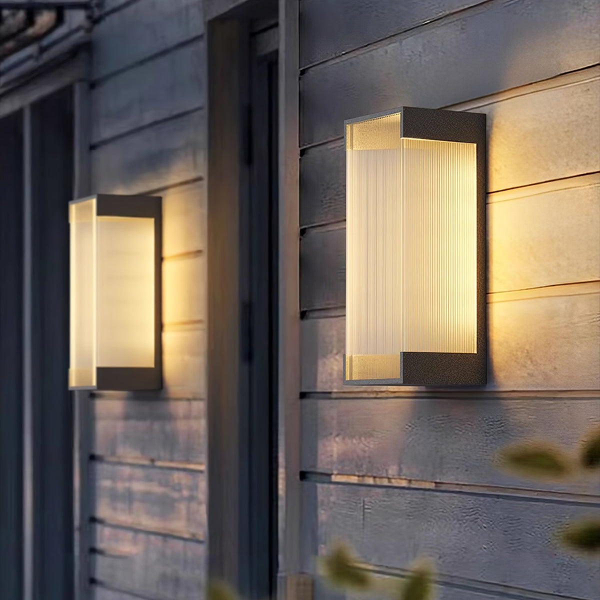 Luma Rectangular Solar Outdoor Wall Light in Black