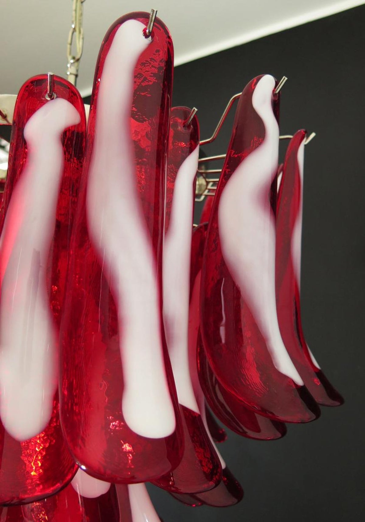 Red Glass Petals Chandelier – Modern Murano Glass Pendant Light for Dining Room and Living Room