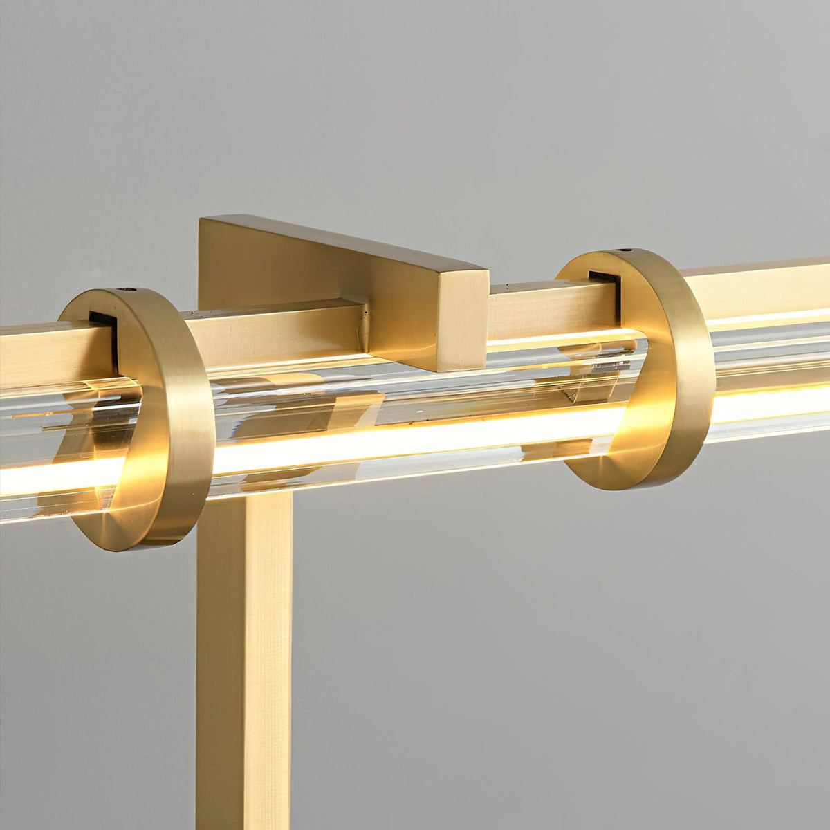 reed-table-lamp