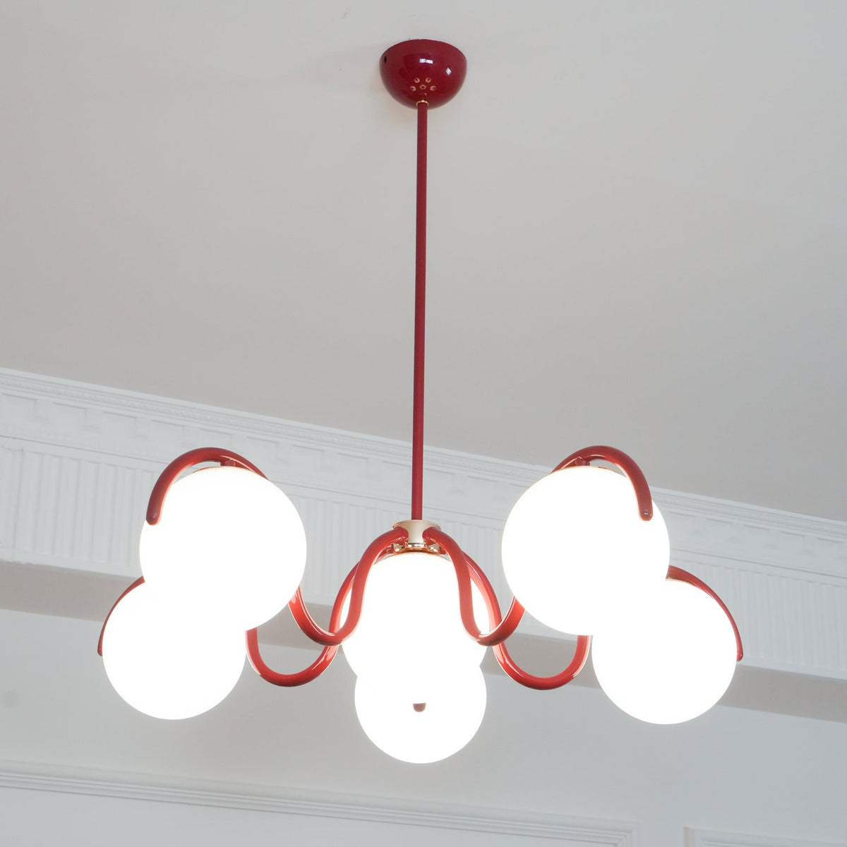 reedway-curve-chandelier