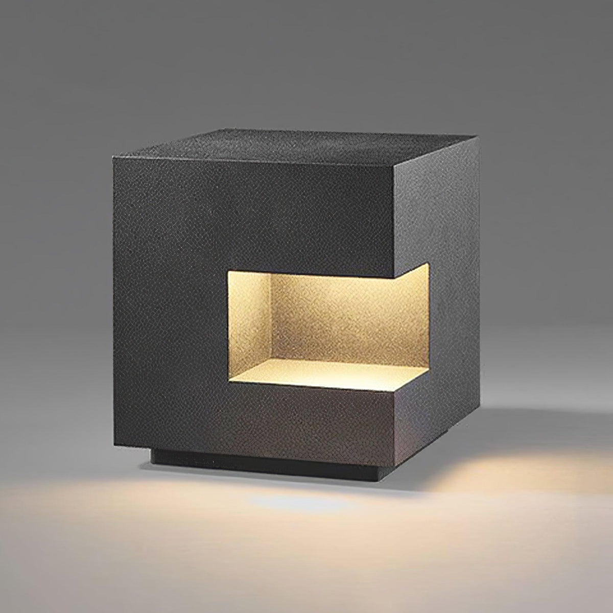 Modern Cube Outdoor Post Light – IP65 Waterproof LED Bollard for Pathways & Gardens
