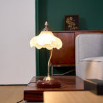 Retro Flower Table Lamp