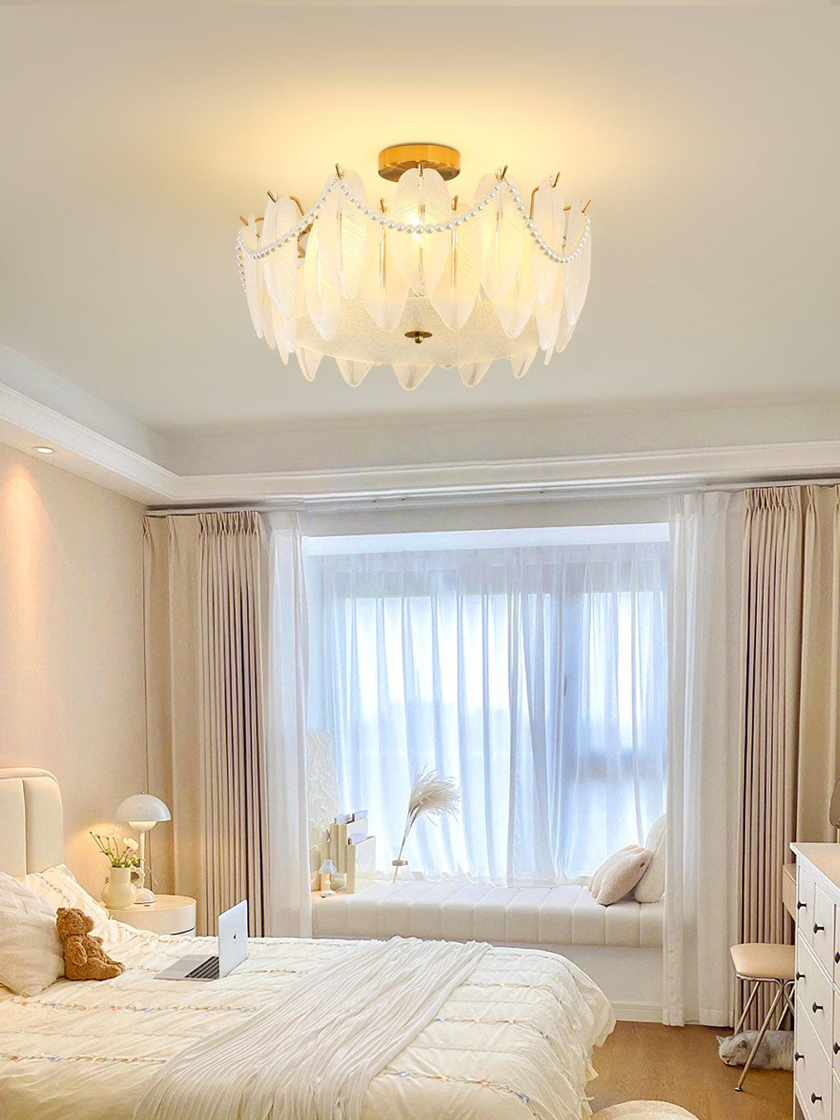 retro-feather-ceiling-lamp