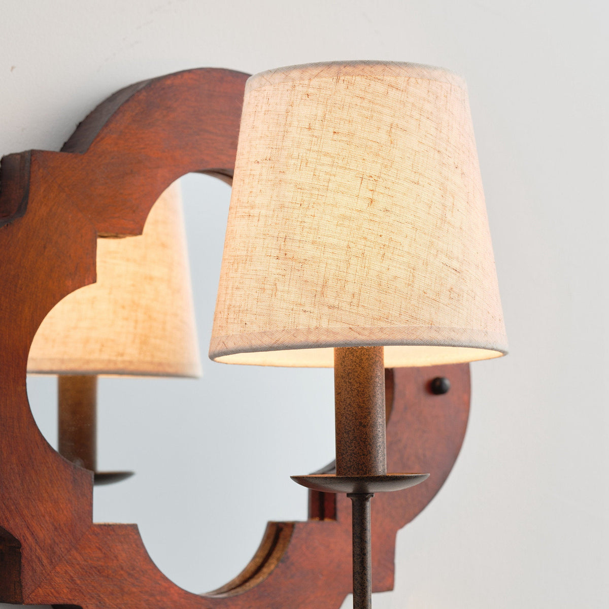 rheam-wall-lamp
