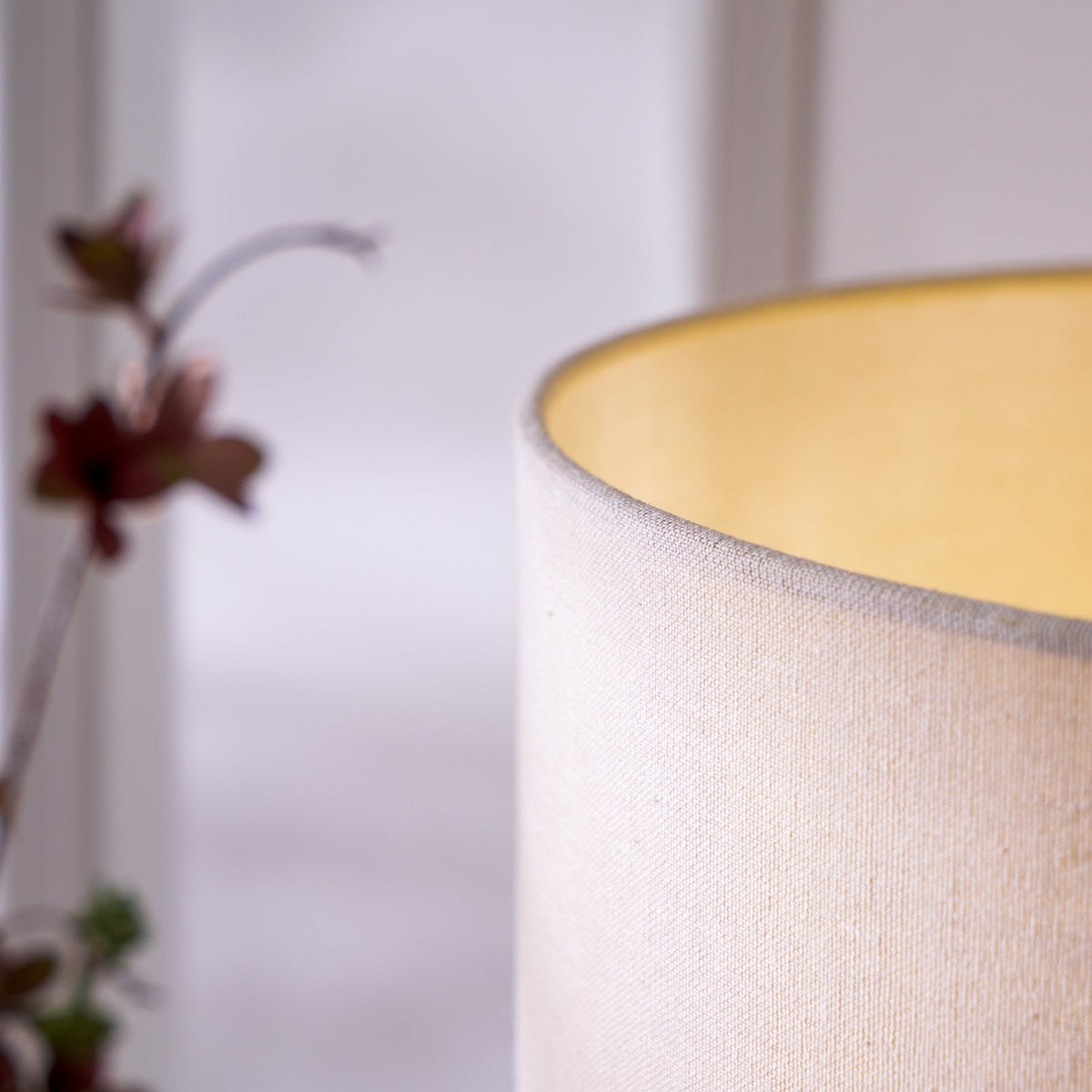 Rivara Stone Table Lamp – Sculptural Marble Base with Linen Shade