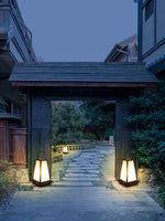 Roam Lantern Garden Solar Outdoor Lamp