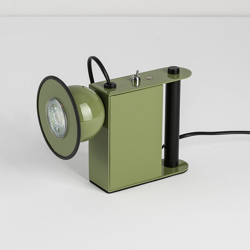 roland-camera-table-light