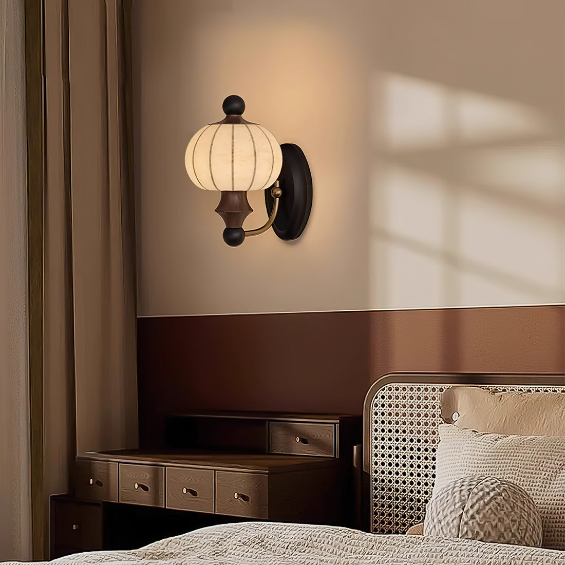 phiffer-wall-lamp