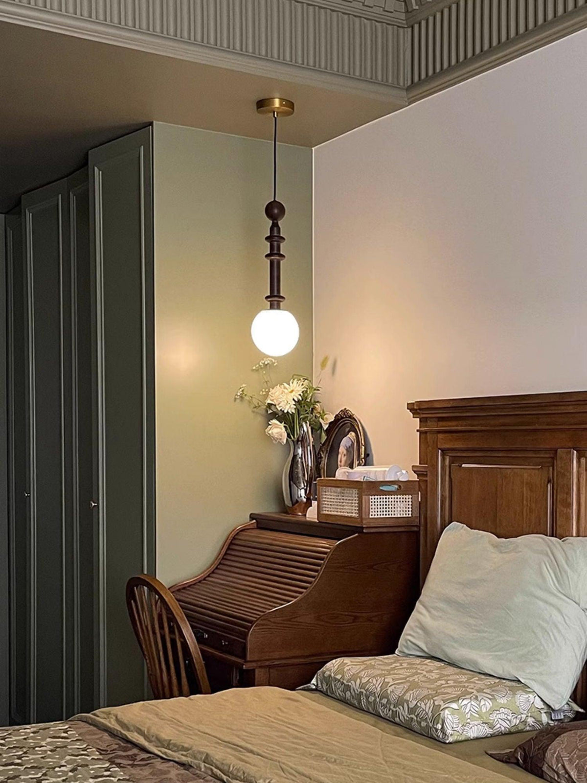 roman-column-pendant-light