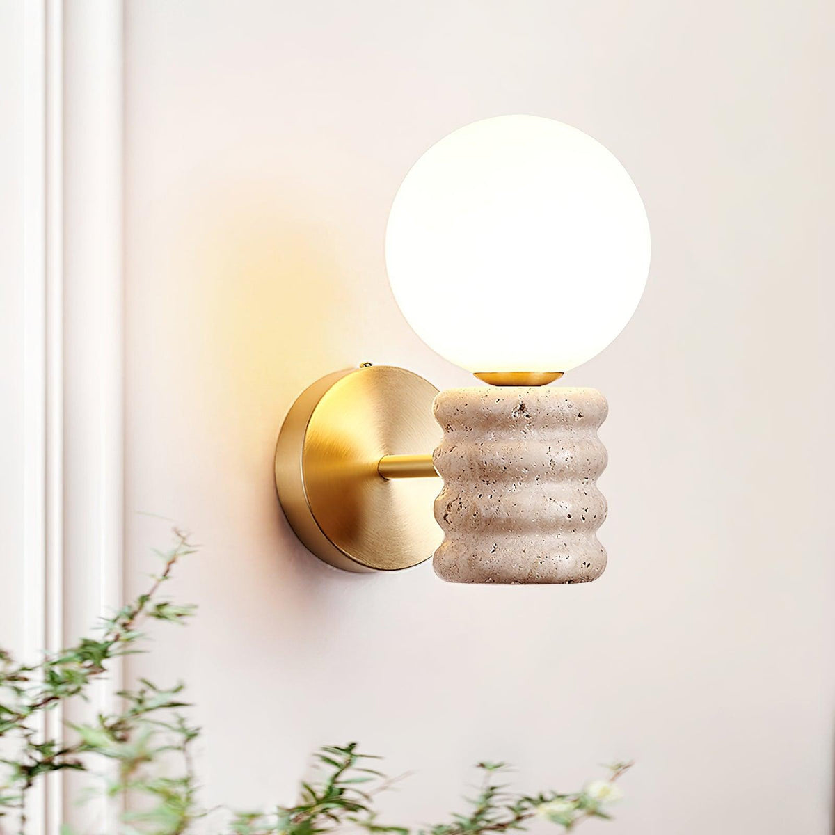 romus-wall-lamp