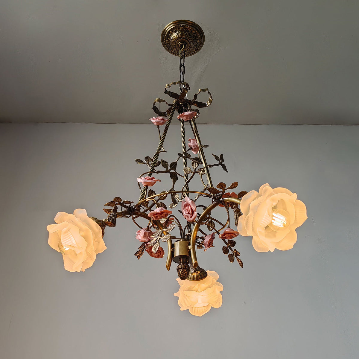 rosalind-flowers-chandelier