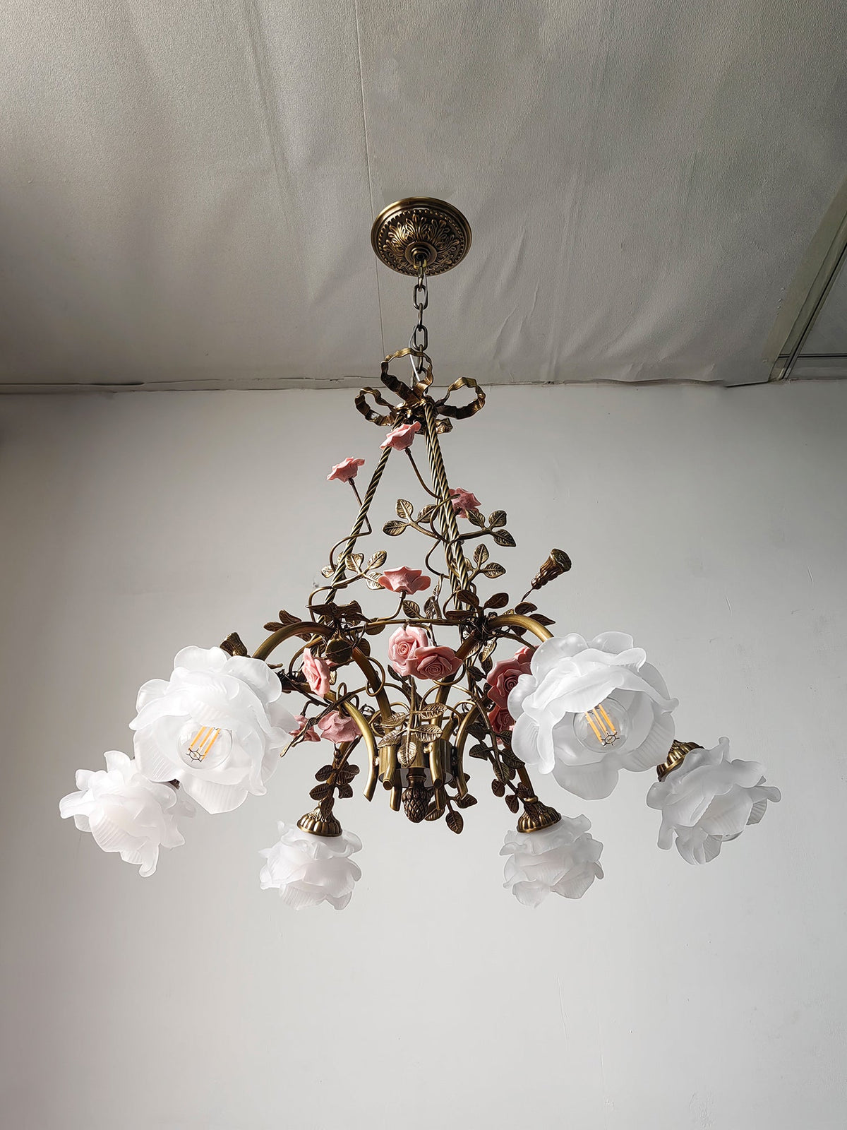 rosalind-flowers-chandelier