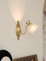 roses-landi-wall-lamp