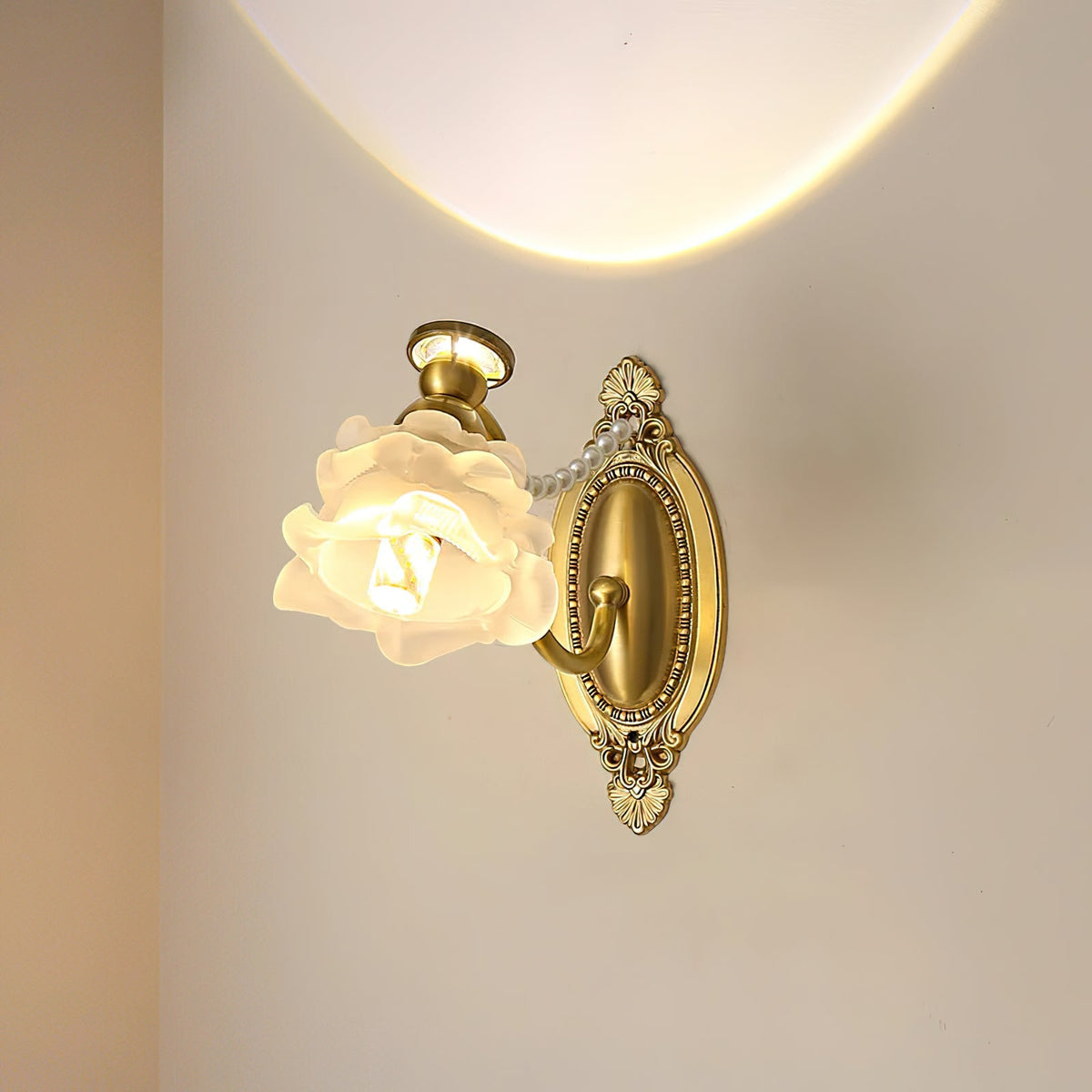 roses-landi-wall-lamp
