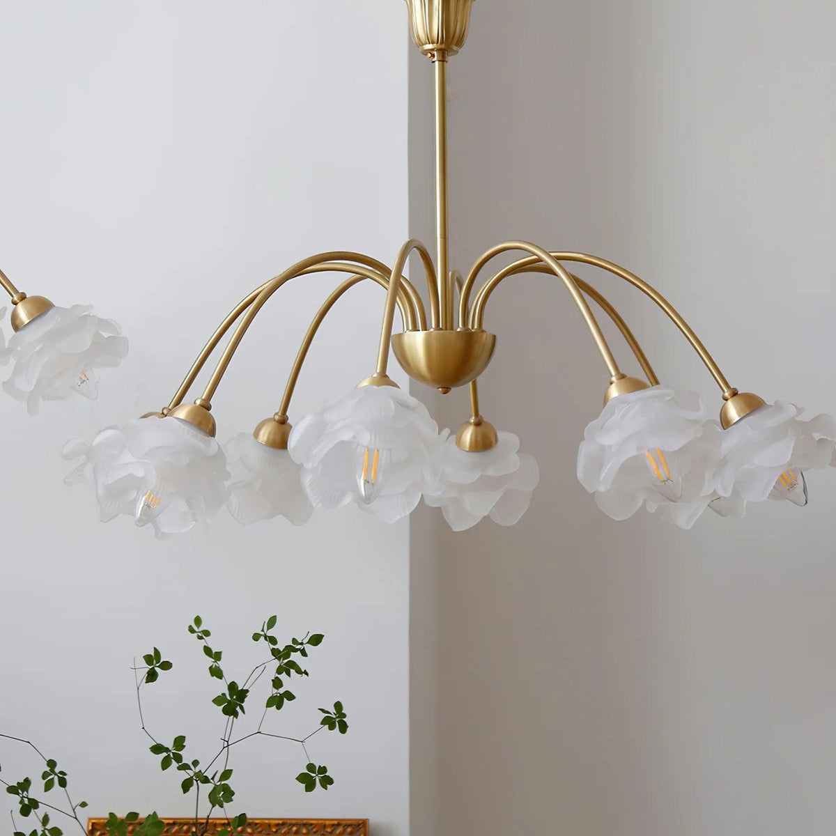roses-chandelier