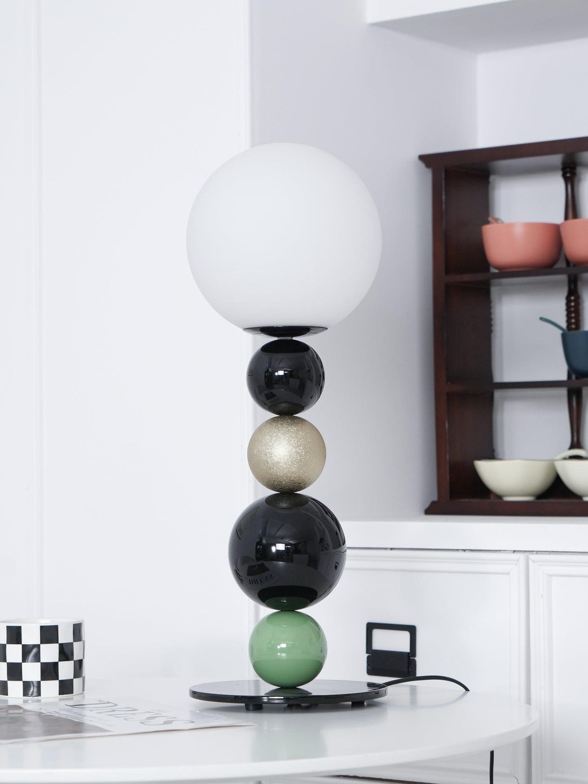 round-balls-stacking-table-lamp