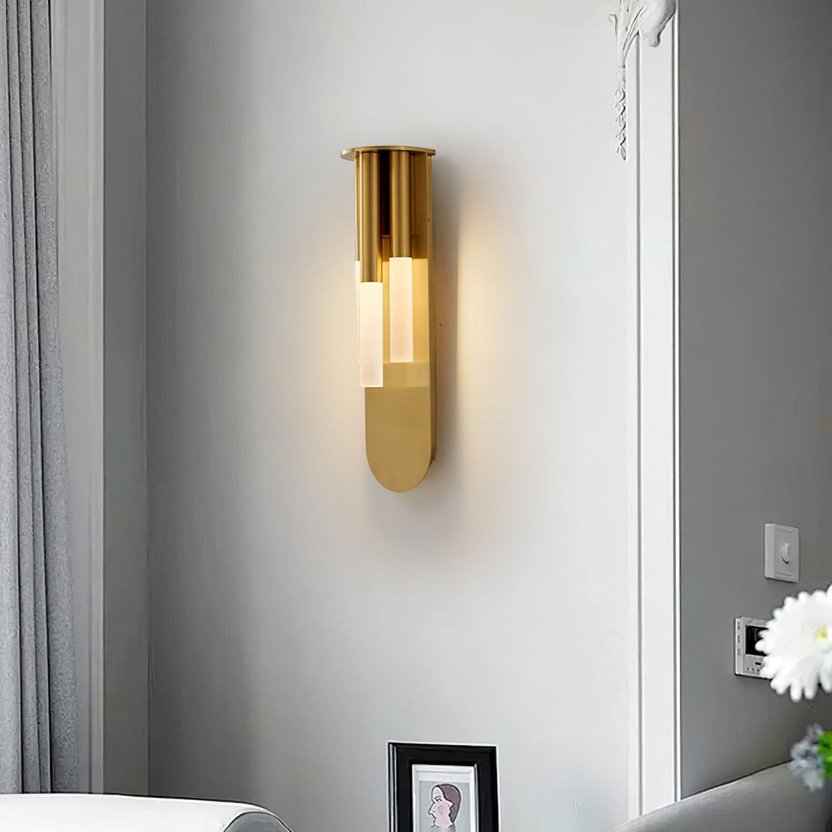 rousseau-wall-lamp