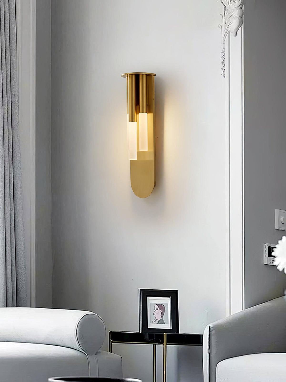 rousseau-wall-lamp