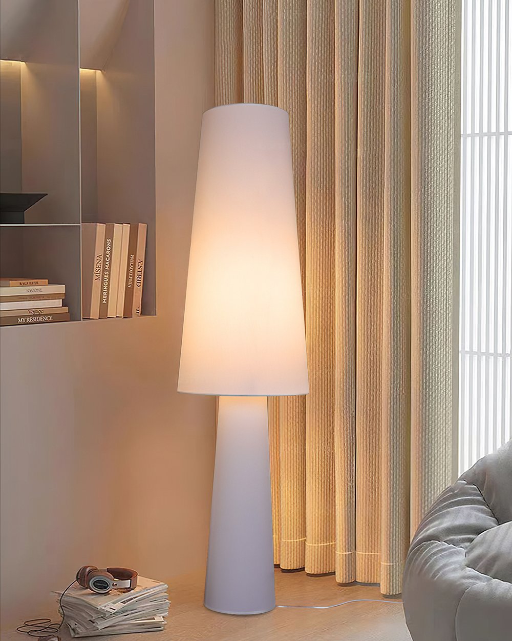 Ruma Floor Lamp