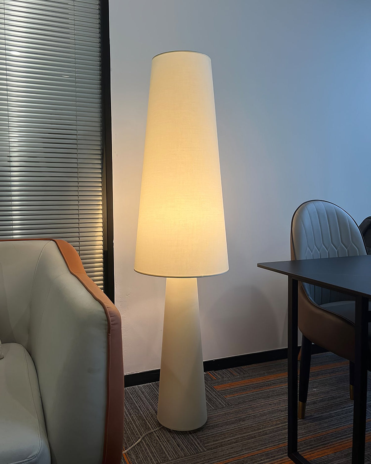 Ruma Floor Lamp