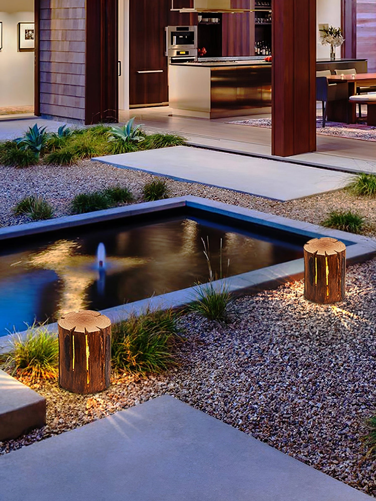 Rustic Log Outdoor LED Light – Nature-Inspired Garden Luminaire