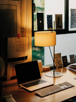 santa-cole-table-lamp