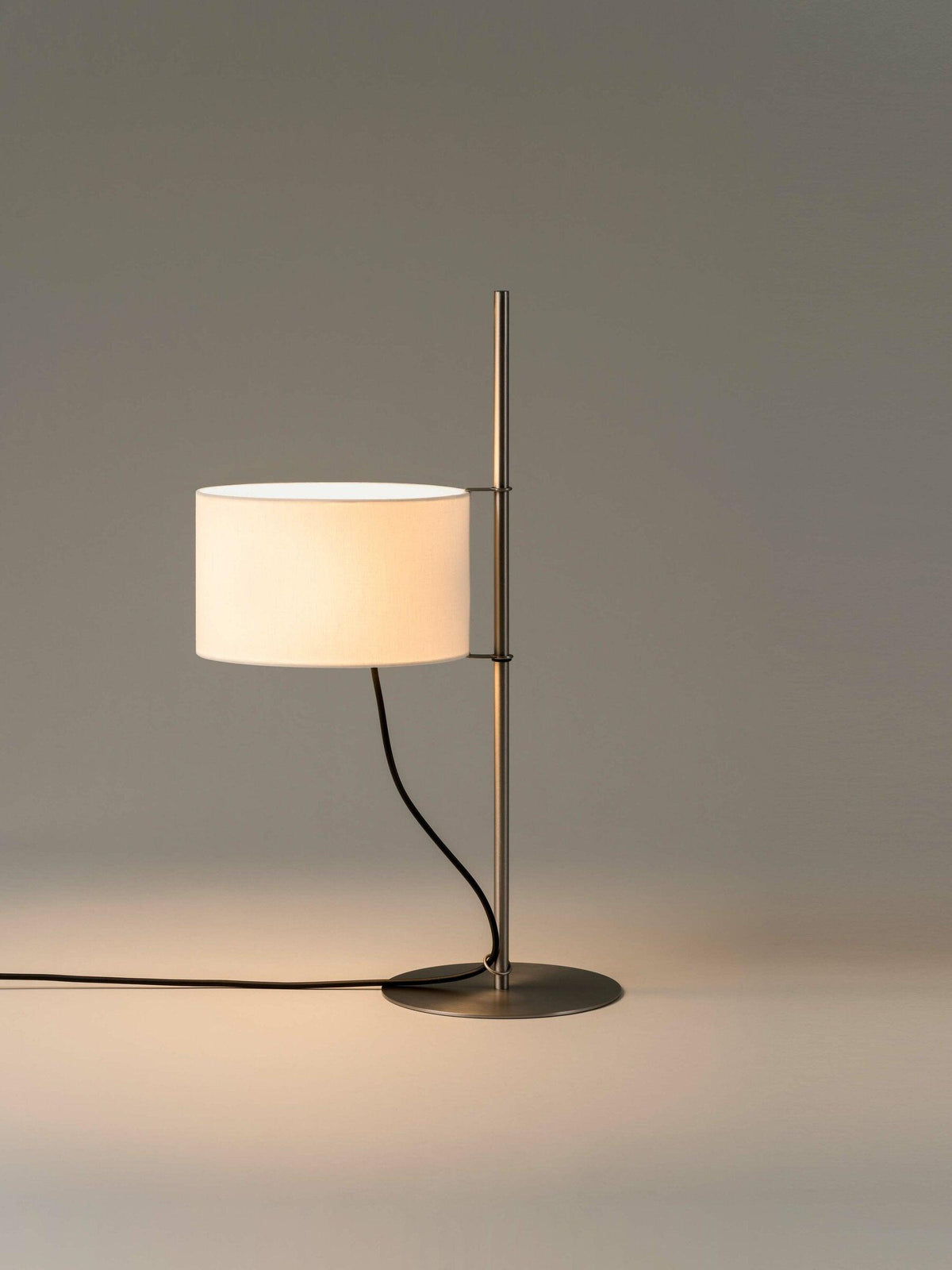 santa-cole-table-lamp