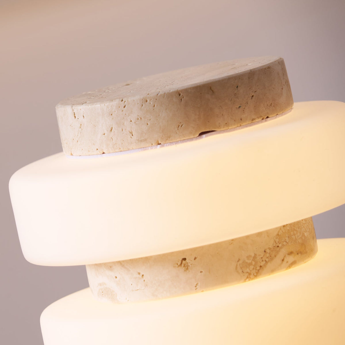 Saturn Travertine Table Lamp – Sculptural LED Accent Light