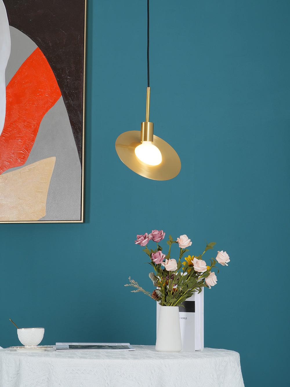 Saturne Brass & Glass Pendant Light – Modern Celestial Suspension