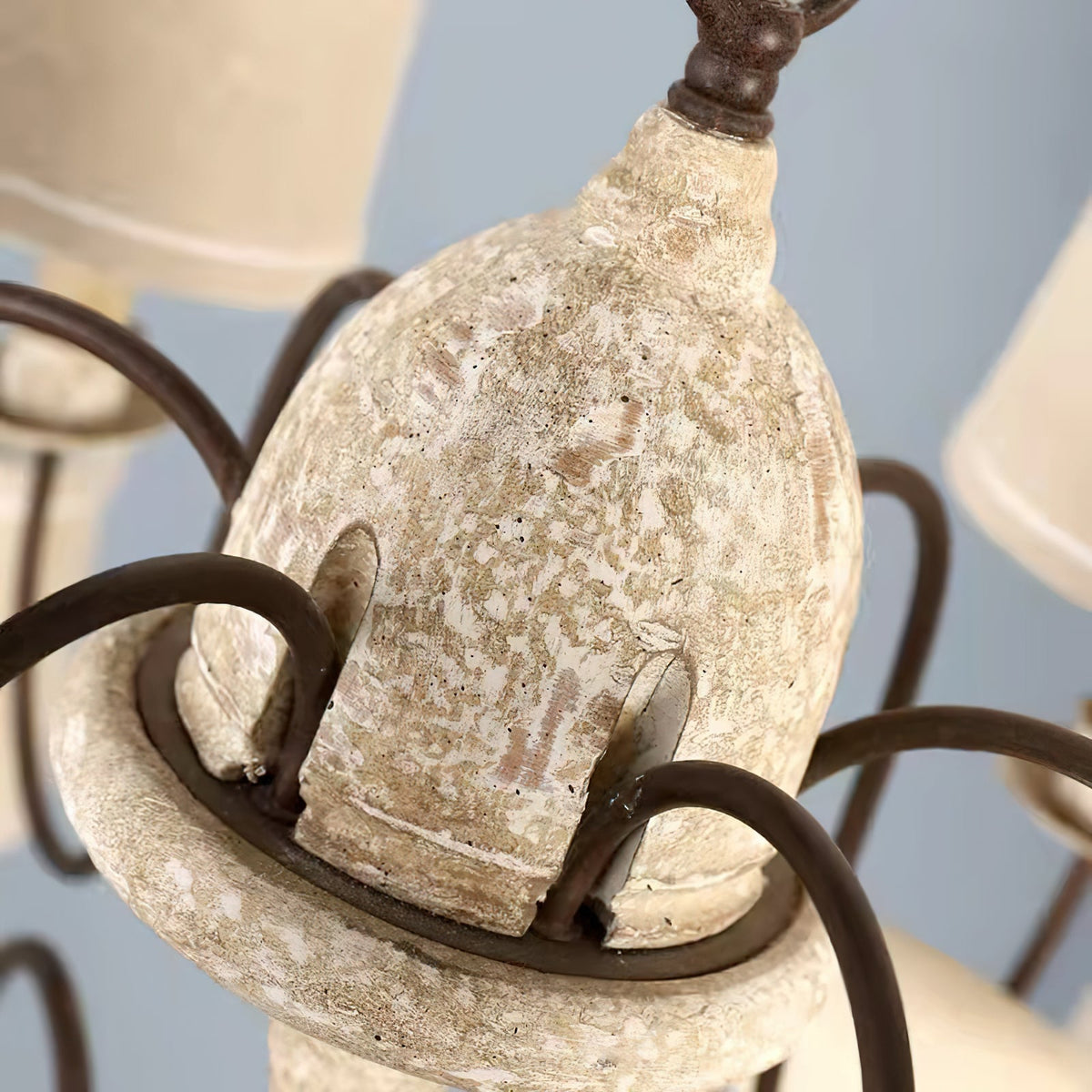 savor-chandelier