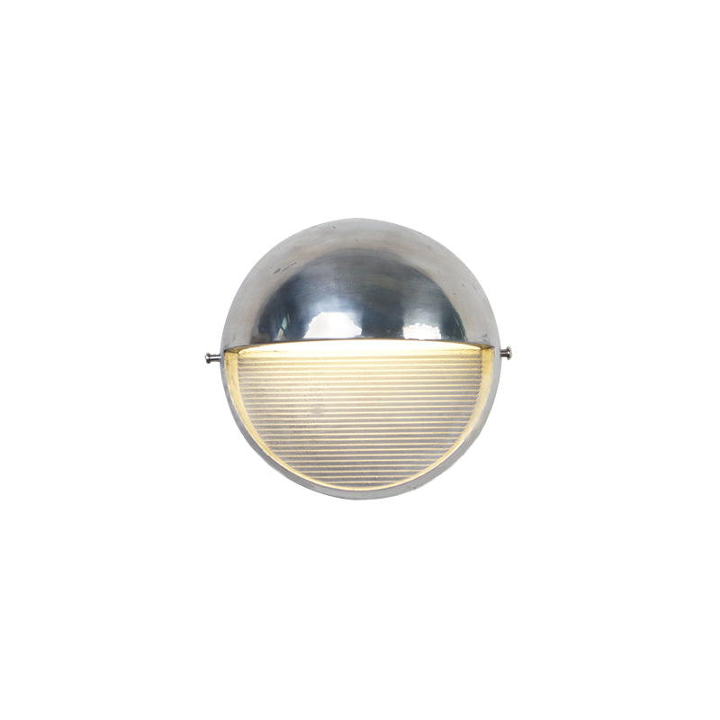 scorpius-outdoor-wall-lamp