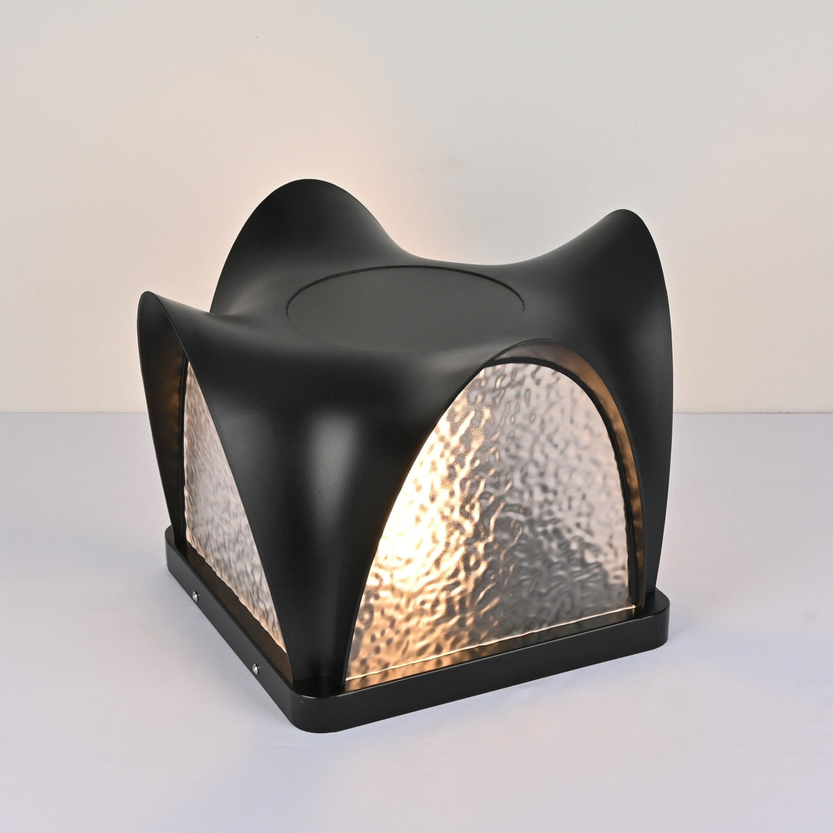 Sculptform Outdoor Table Lamp – Architectural LED Garden Light