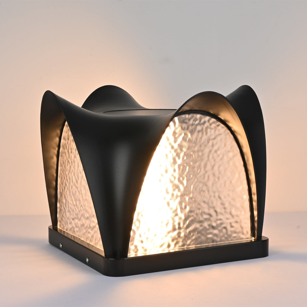 Sculptform Outdoor Table Lamp – Architectural LED Garden Light