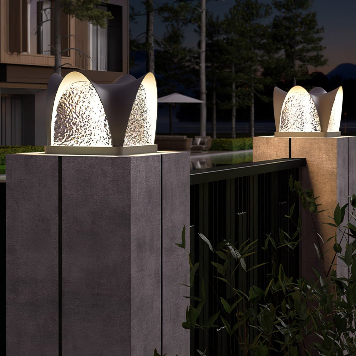 Sculptform Outdoor Table Lamp – Architectural LED Garden Light