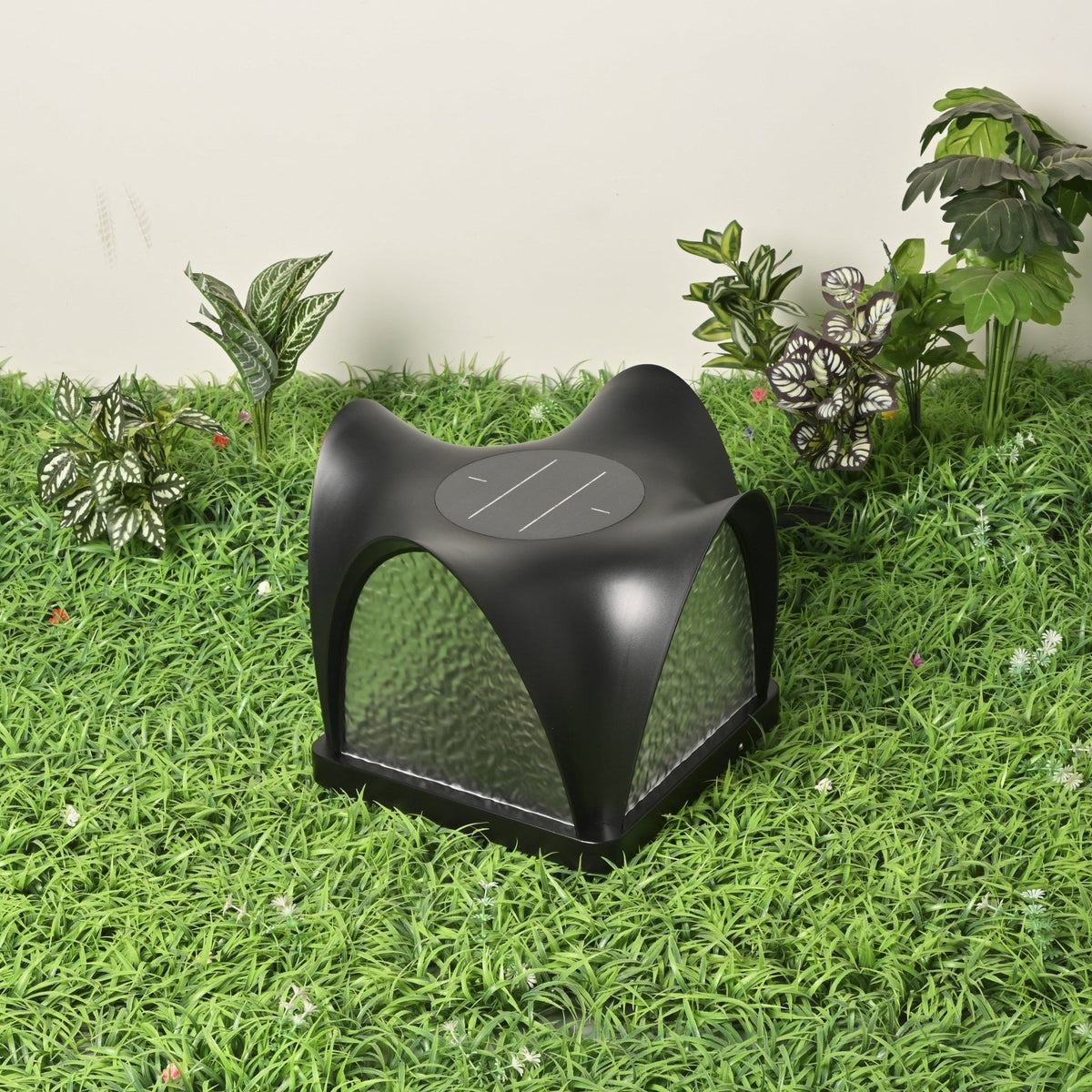 Sculptform Solar Outdoor Post Light – Modern Curved LED Garden Lamp