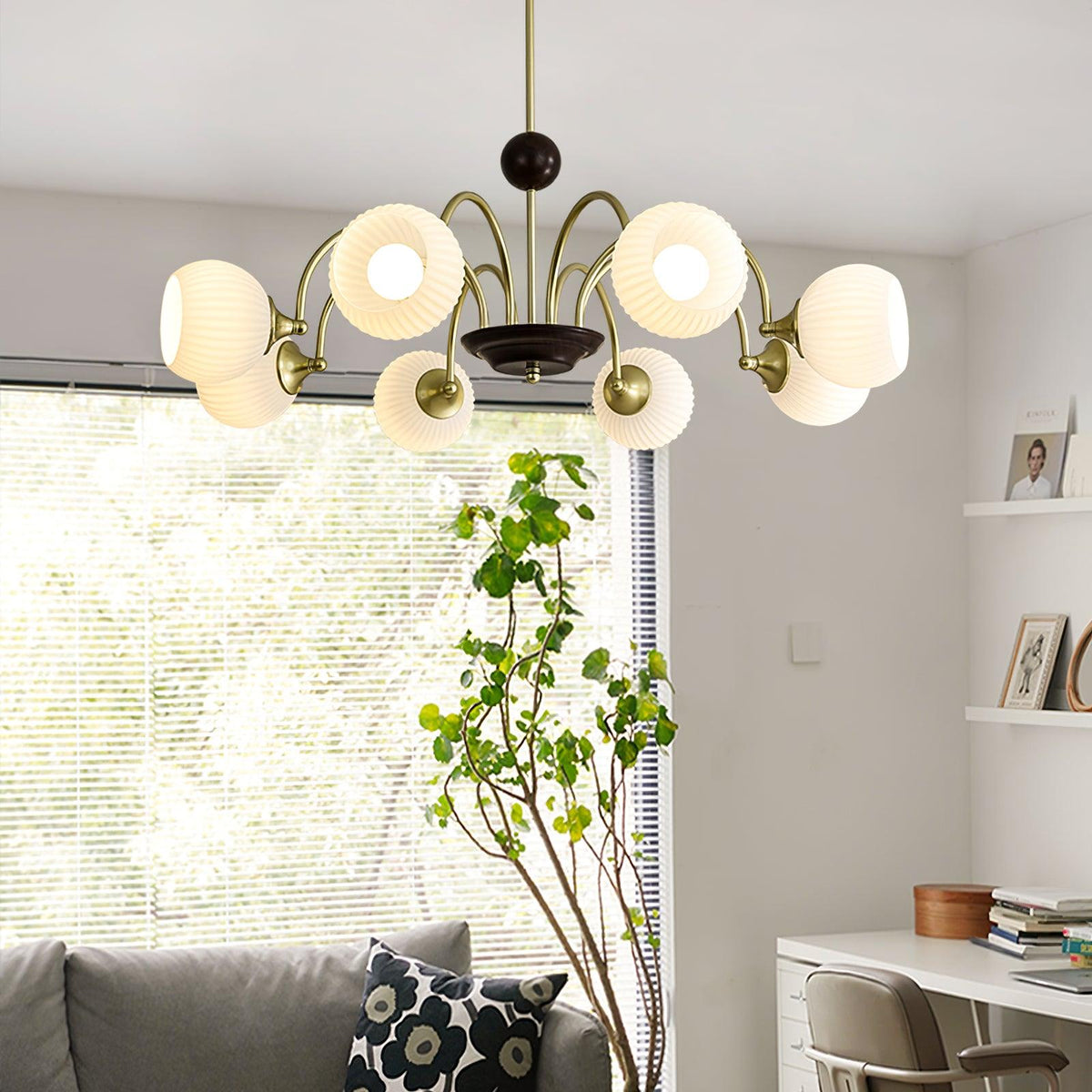 sculptural-glass-ribbed-chandelier