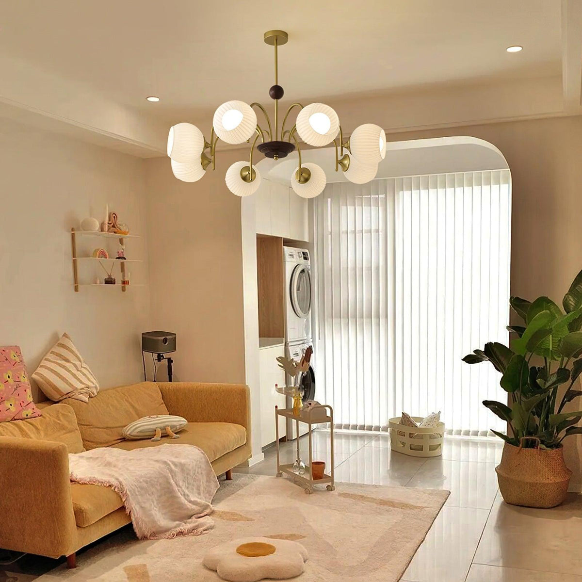 sculptural-glass-ribbed-chandelier
