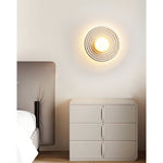 selenitis-wall-lamp
