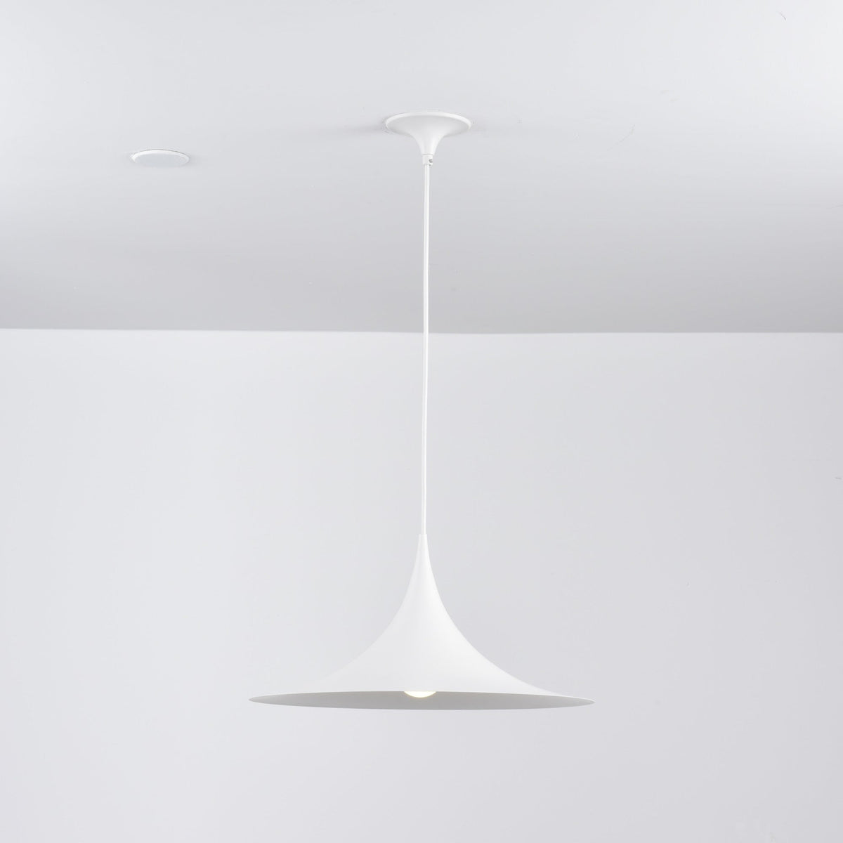 Semi Arch Pendant Light – Designer Aluminum Swag Lamp for Dining & Living Spaces