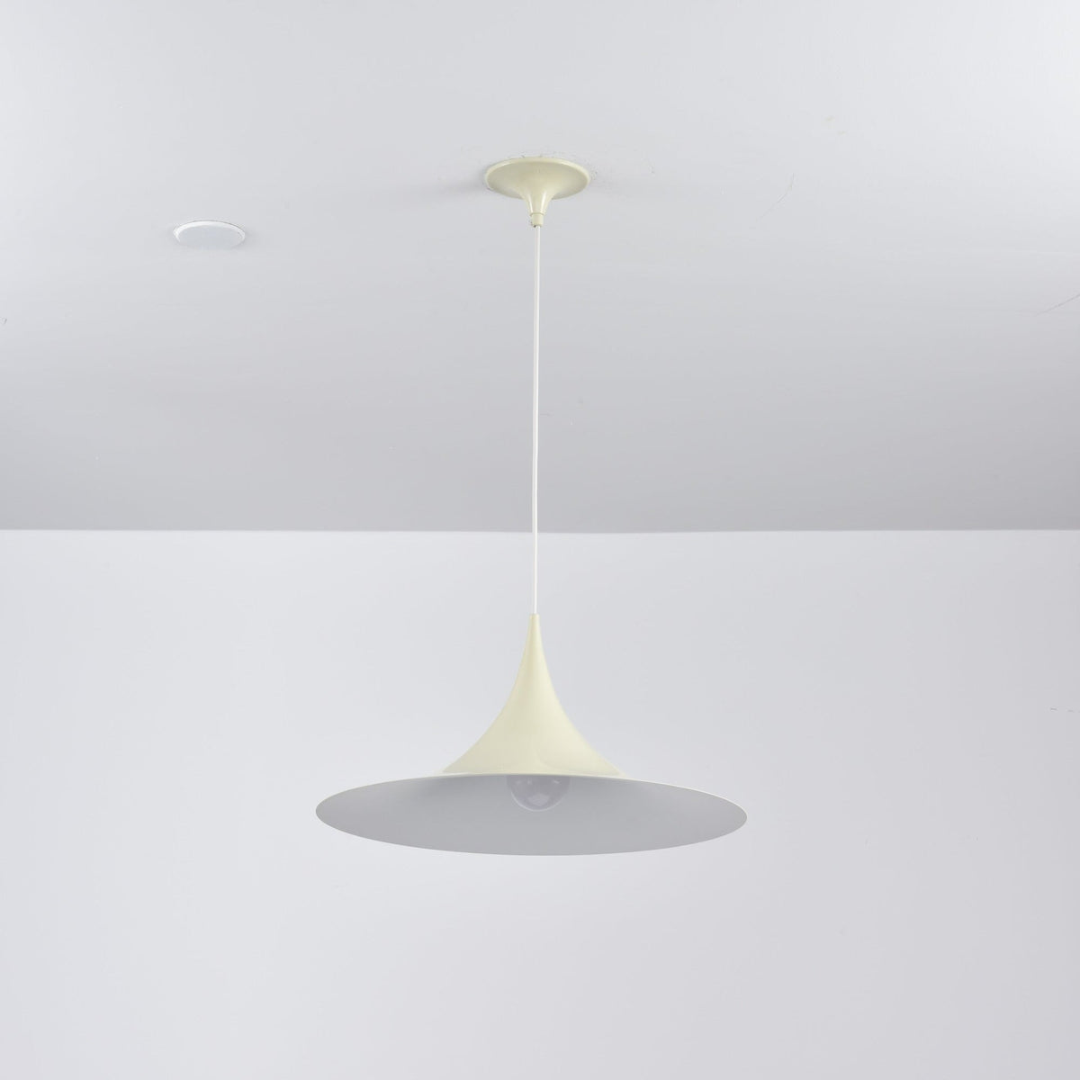 Semi Arch Pendant Light – Designer Aluminum Swag Lamp for Dining & Living Spaces