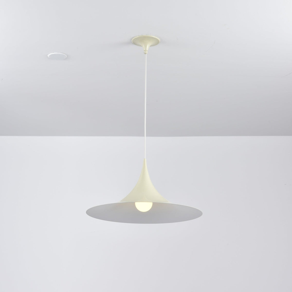 Semi Arch Pendant Light – Designer Aluminum Swag Lamp for Dining & Living Spaces