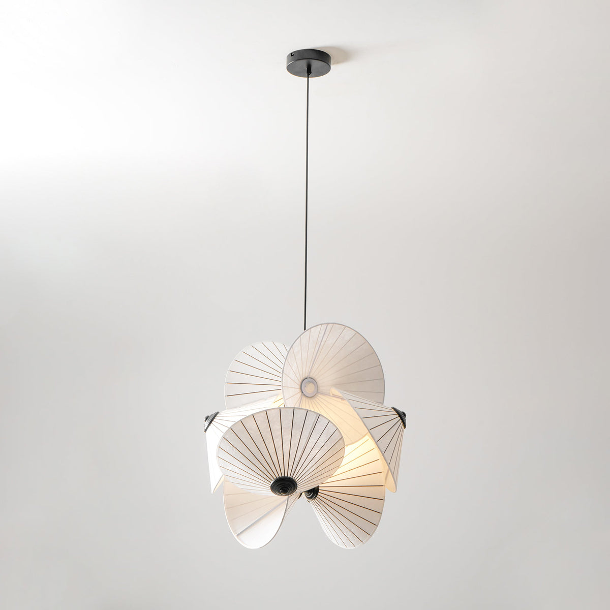 serpentine-pendant-light