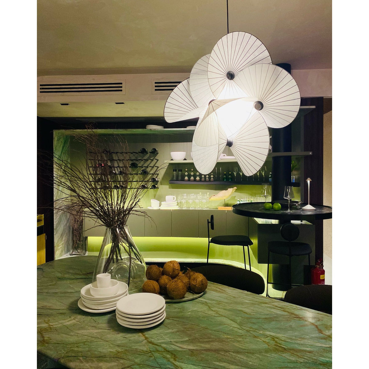 serpentine-pendant-light