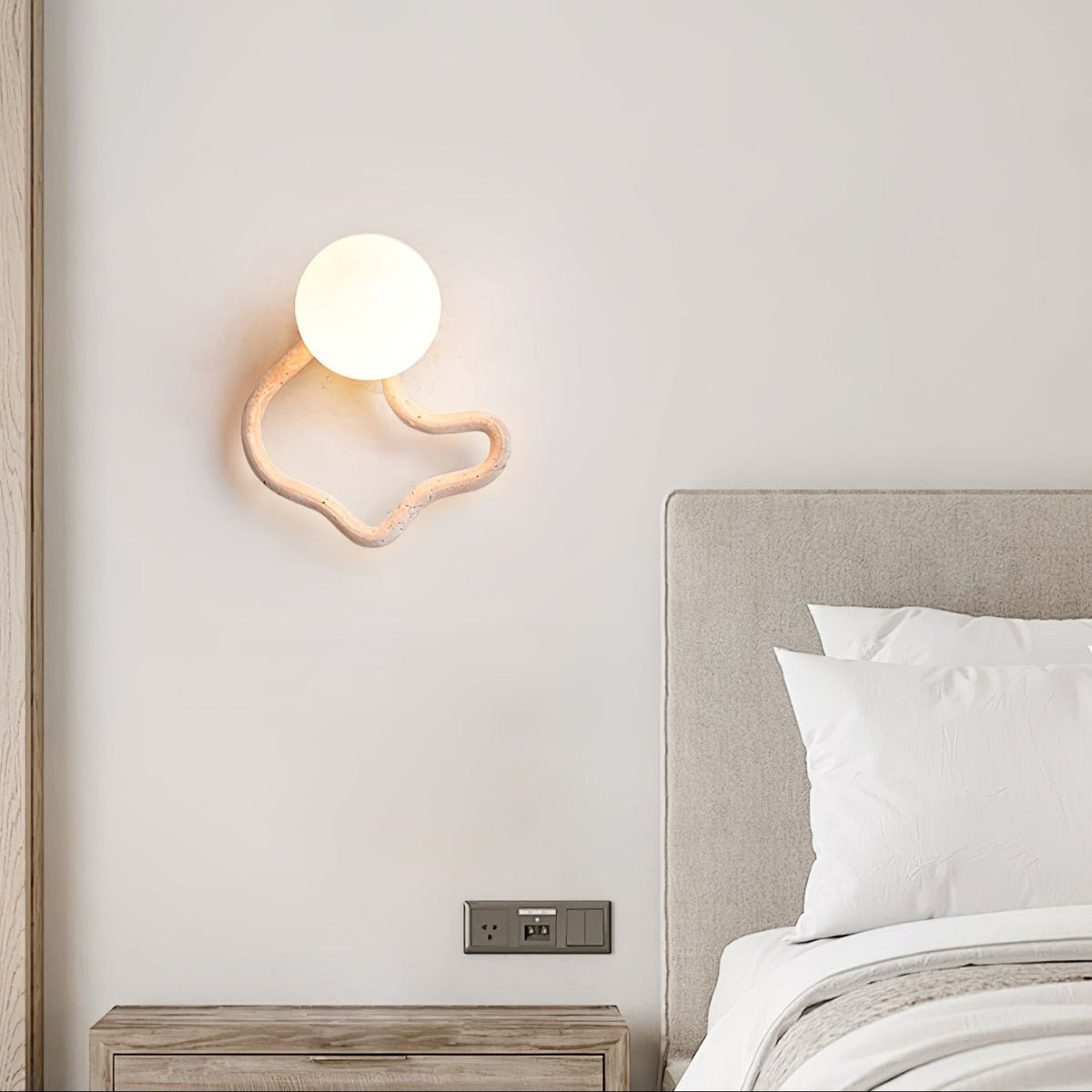 Serpentine Travertine Wall Sconce — Modern Organic Lighting for Hallways & Living Spaces
