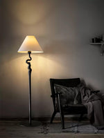 serpentine-twist-floor-lamp